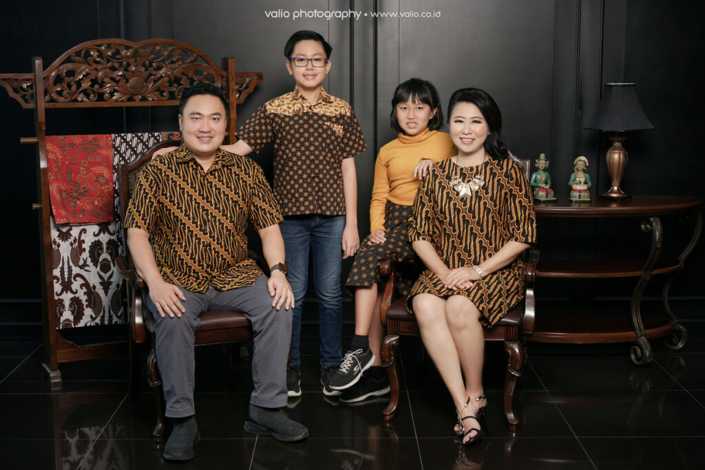 Foto Keluarga Family Studio Photo Jogja