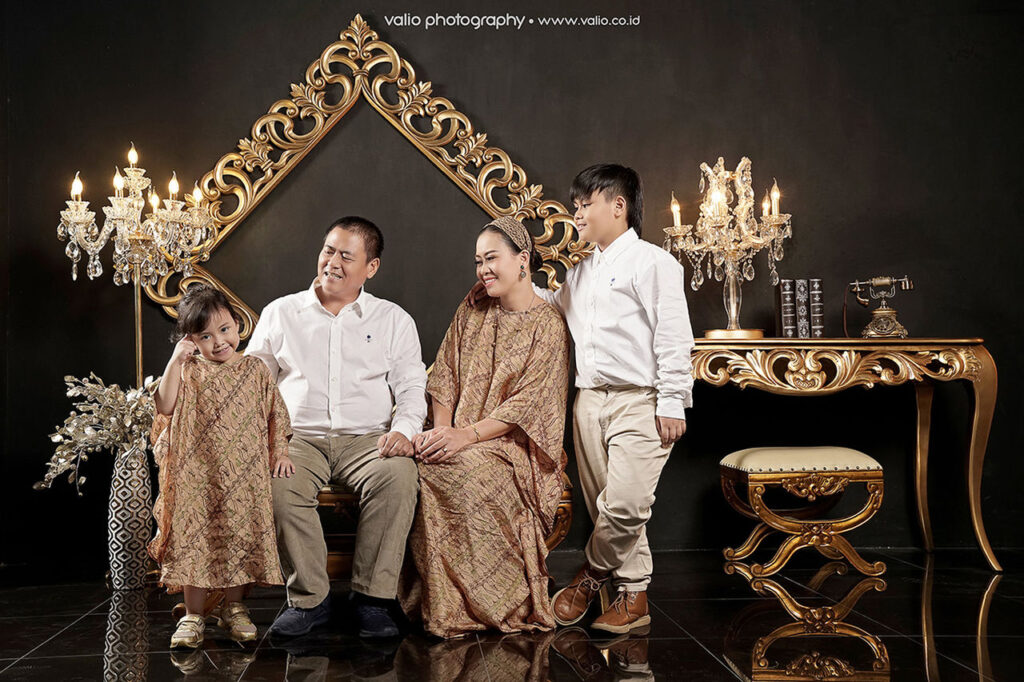 Foto Keluarga Family Studio Photo Jogja