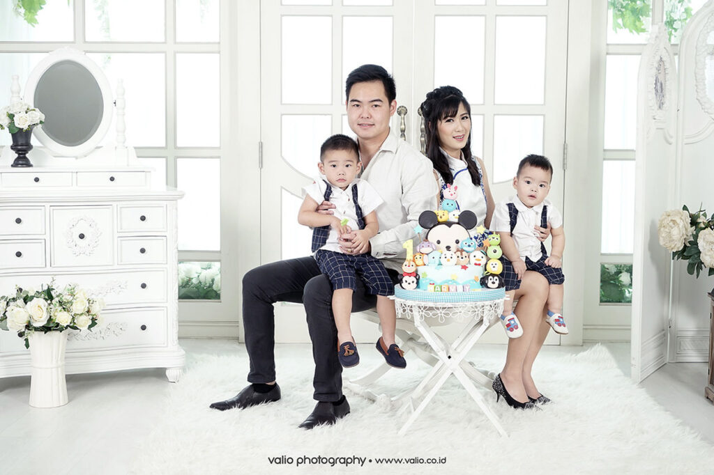 Foto Keluarga Family Studio Photo Jogja