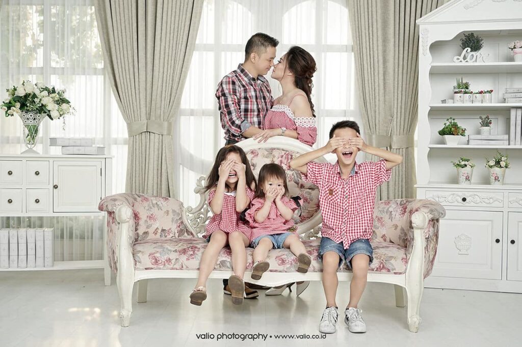 Foto Keluarga Family Studio Photo Jogja